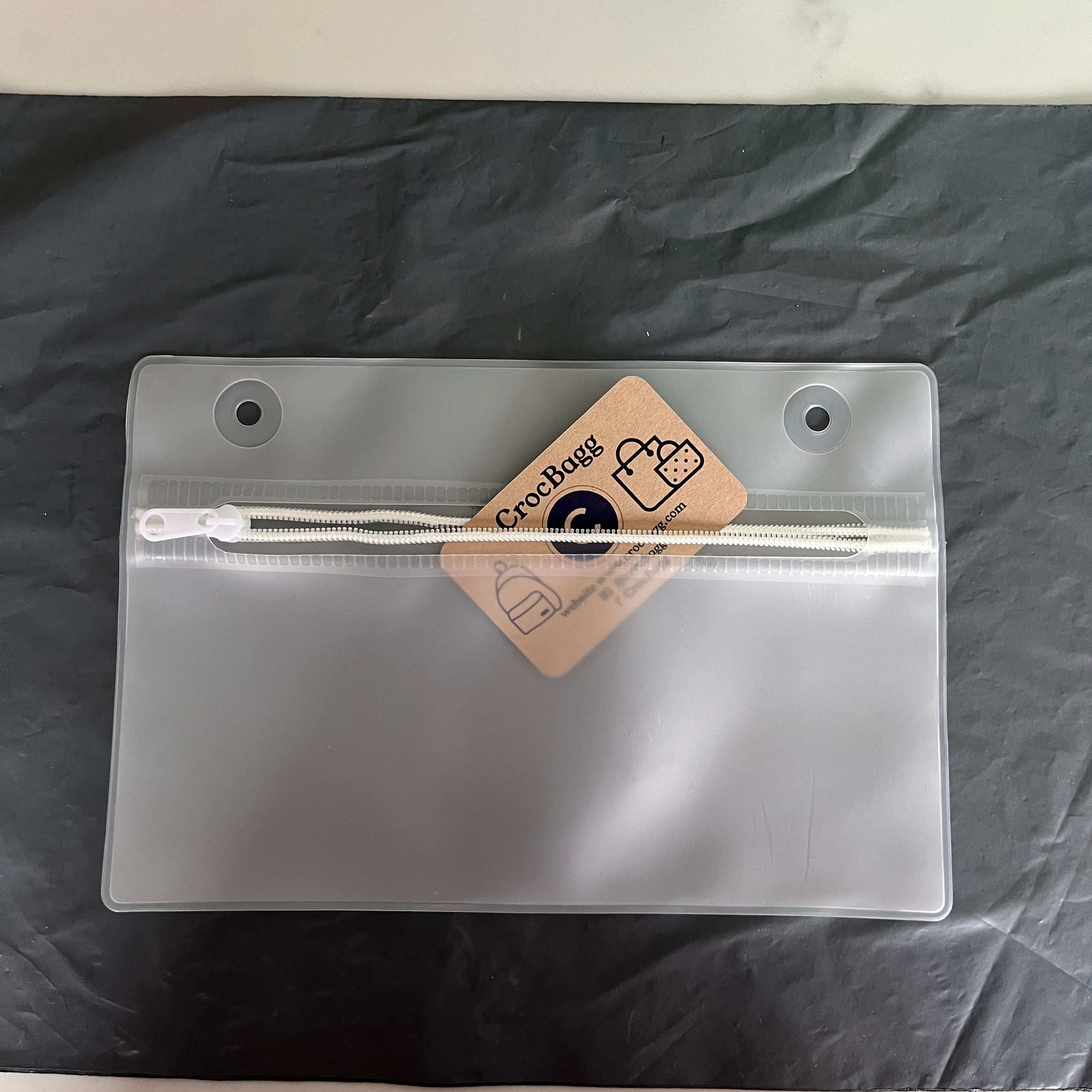 Clear Zipped Wallet (Medium)
