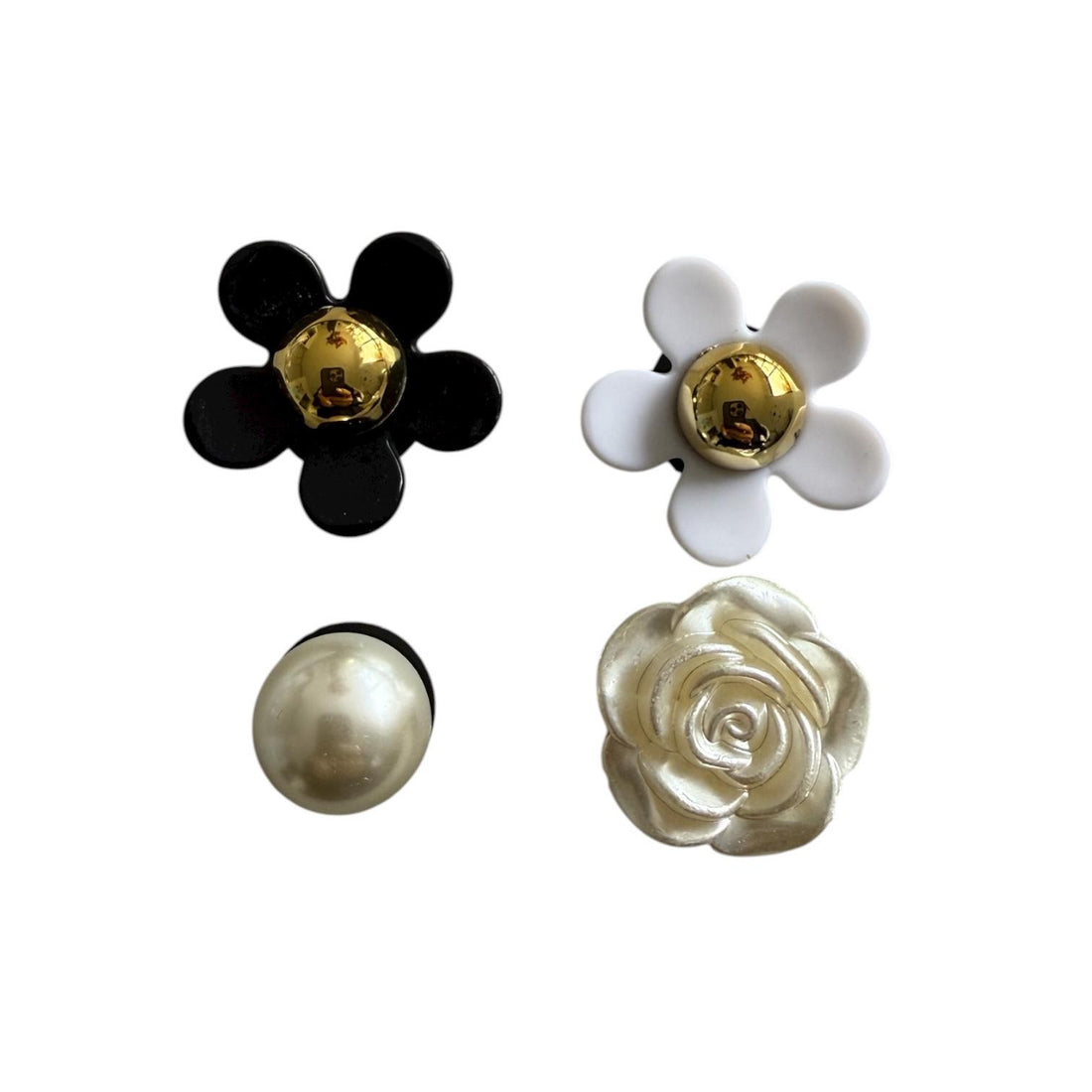 Set of 4 Daisy, Rose &amp; Pearl Charms